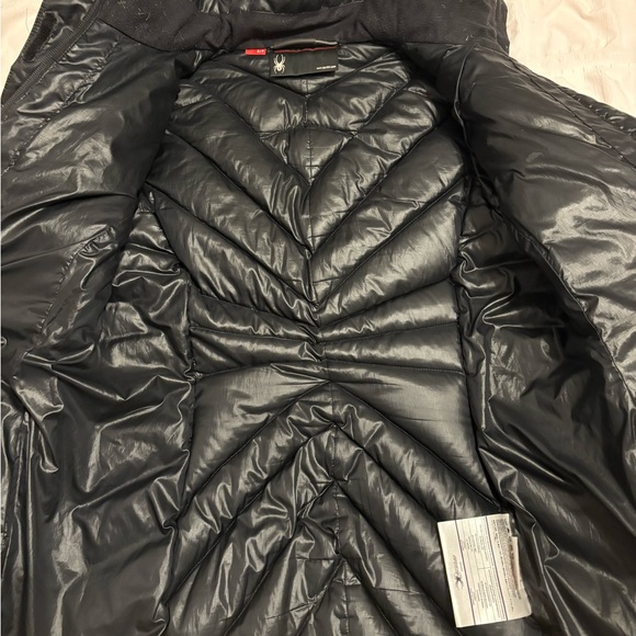 Women's Black Puffer Jacket - Picture 3 of 5